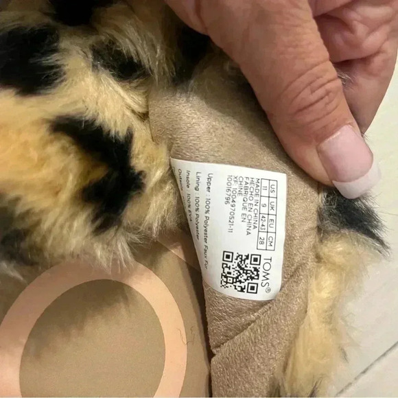 Tom’s Susie Eva Animal Print Slides - Picture 7 of 9